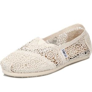 Natural Crochet Toms